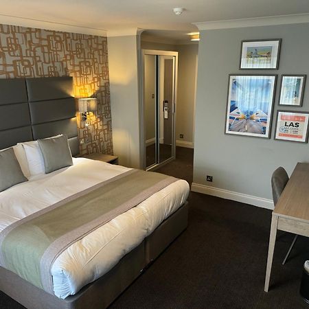 The Essex Golf & Country Club Hotel Coggeshall Esterno foto