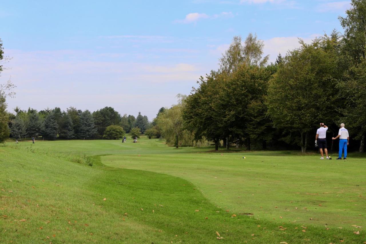 The Essex Golf & Country Club Hotel Coggeshall Esterno foto